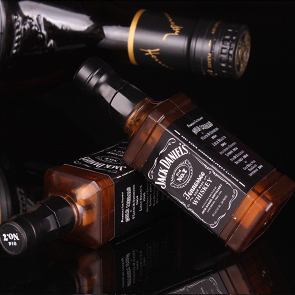 Whiskey Bottle Lighters Refillable Novelty Gift Idea for Wine Lovers detail 12