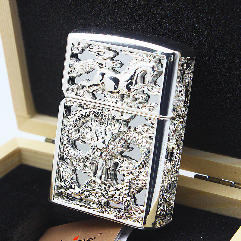 World of Warcraft Lich King Alsace Lighter Collectible Gaming Merchandise - Silver Dragon