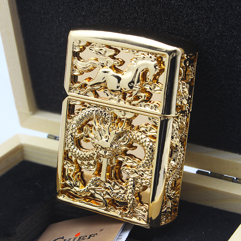 World of Warcraft Lich King Alsace Lighter Collectible Gaming Merchandise - Golden Dragon