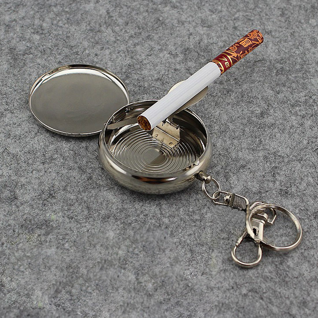 Portable Stainless Steel Pocket Ashtray Outdoors Round Cigarette Keychain
