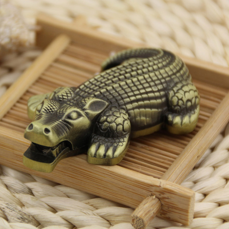 Crocodile Shaped Butane Torch Lighter Metal Lighter No Gas Required - gold