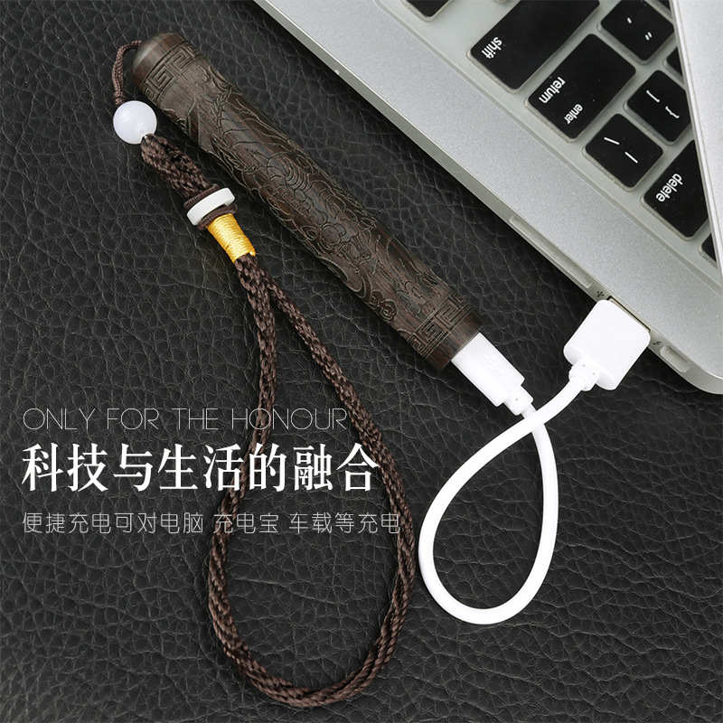 Retro Sandalwood USB Charging Electronic Lighter Induction Design detail 3 Retro Sandalwood USB Charging Electronic Lighter Induction Design detail 3
