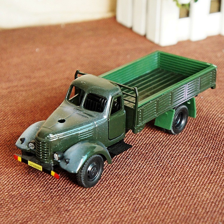 Excavator Driver Lighter Truck Model Metal Craft Souvenir 17.5 x 6 x 5.5cm detail 14