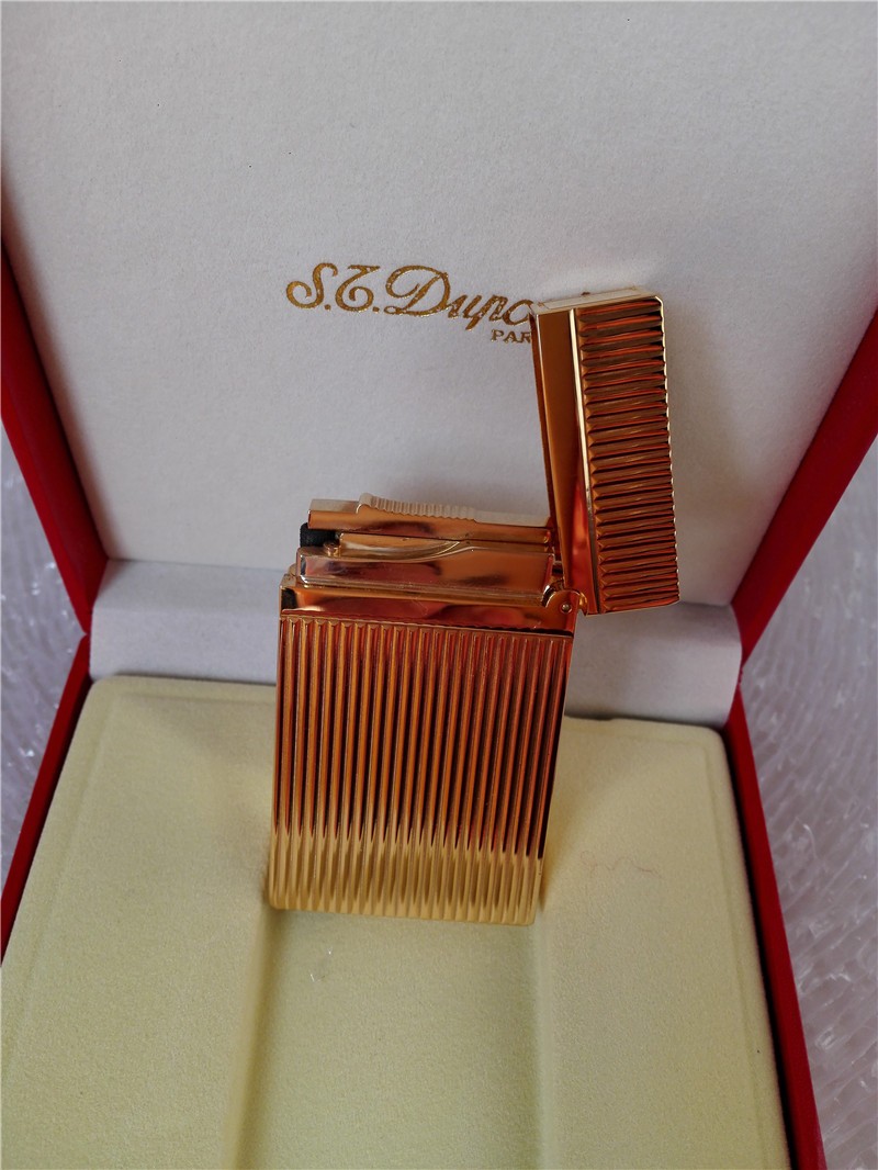 S.T Dupont Lighter Gold Bright Sound New in Box with Serial Number TT7 detail 7