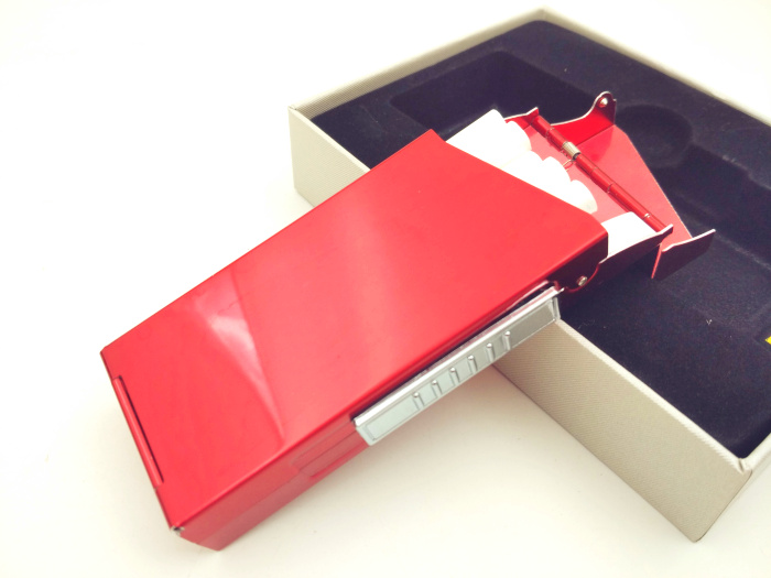 Slim Cigarette Case with USB Charging Lighter Aluminum Alloy for Women DH886