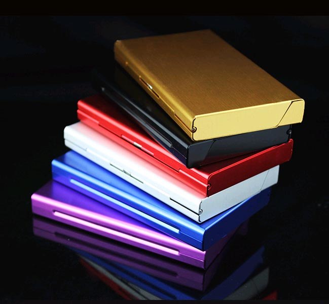 Lighter cigarette case for women 20 cigarettes pack cigarette case Lighter Lighter cigarette case for women 20 cigarettes pack cigarette case Lighter