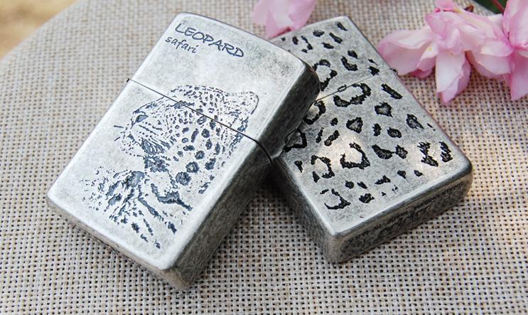 The lighter The ancient silver leopard leopard grain surface processing Spend a leopard kerosene windproof lighter bag mail The lighter The ancient silver leopard leopard grain surface processing Spend a leopard kerosene windproof lighter bag mail