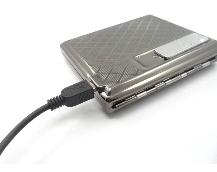 16 cigarettes USB Cigarette case Lighter 16 cigarettes USB Cigarette case Lighter