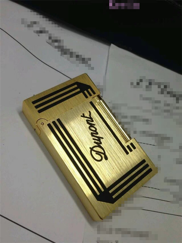 S.T Memorial D upont lighter Bright Sound! New In Box Serial number TH22 S.T Memorial D upont lighter Bright Sound! New In Box Serial number TH22