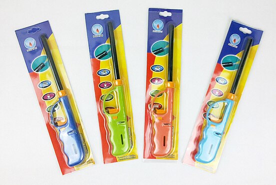 2pcs/lot High-grade natural gas play guns gas stove ignition rods ignition gas Lighter 4 colors with retail packing 2pcs/lot High-grade natural gas play guns gas stove ignition rods ignition gas Lighter 4 colors with retail packing
