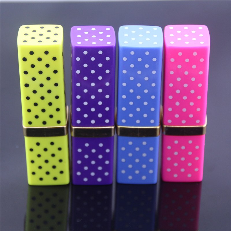 Creative Square Lipstick Lighter Women Cigarette Lighter Metal Windproof flame lighter Women Lipstick Girls Fashion Creative Square Lipstick Lighter Women Cigarette Lighter Metal Windproof flame lighter Women Lipstick Girls