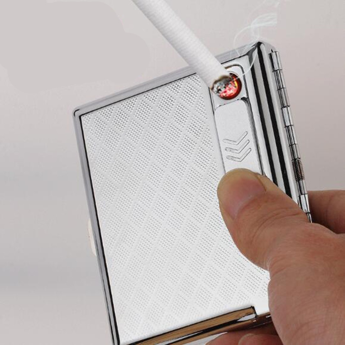 New Outdoor Portable Stainless Steel Cigarette Case with Electronic Rechargeable Windproof Flameless USB Cigarette Lighter New Outdoor Portable Stainless Steel Cigarette Case with Electronic Rechargeable Windproof Flameless USB Cigarette Lighter