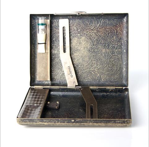 Genuine copper cigarette box 20 cigarettes f USB charging cigarette case lighters men’s Genuine copper cigarette box 20 cigarettes f USB charging cigarette case lighters men's gift