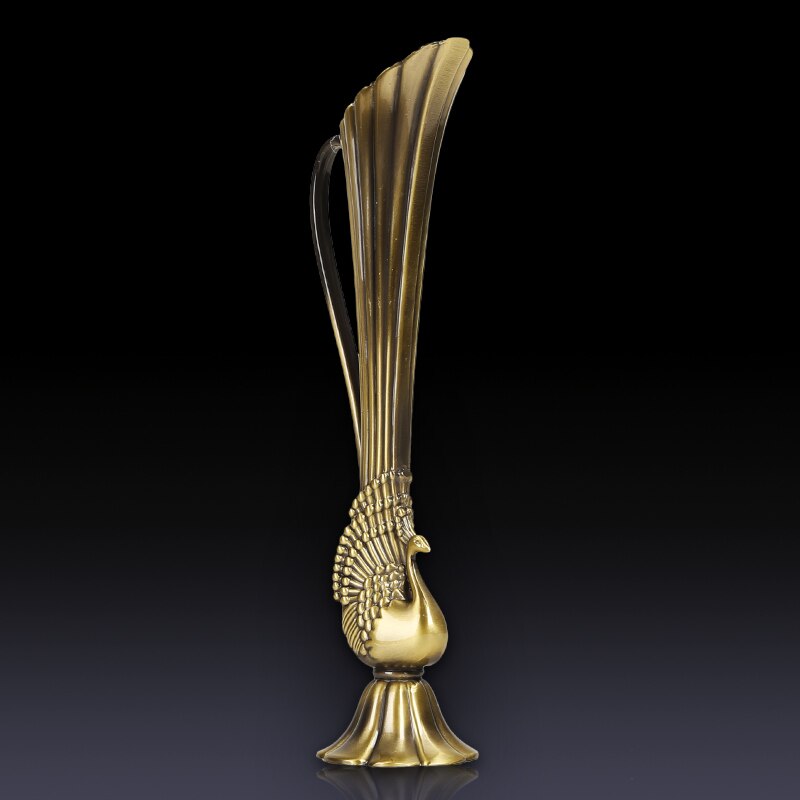 Brass vintage peacock vase metal alloy gold / bronze small vase modern table creative home / wedding decoration vase Brass vintage peacock vase metal alloy gold / bronze small vase modern table creative home / wedding decoration vase