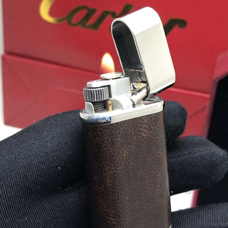 Classic Metal Butane Gas Lighter Grinding Wheel Ignition Portable Outdoor Inflatable Lighter Men’s Smoking Accessories Gift Box Classic Metal Butane Gas Lighter Grinding Wheel Ignition Portable Outdoor Inflatable Lighter Men's Smoking Accessories Gift Box