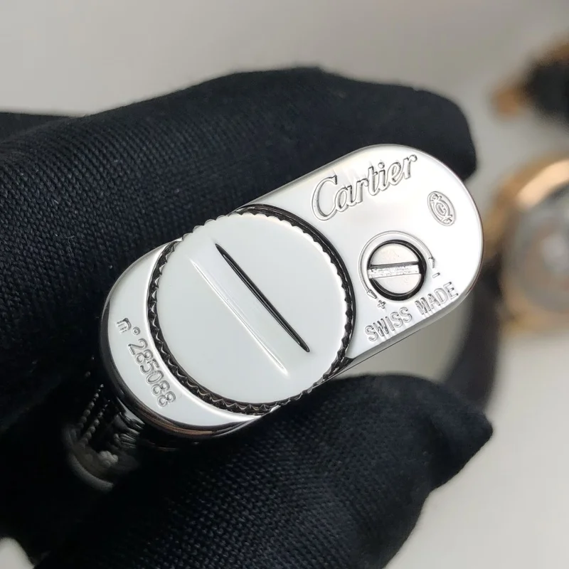 Metal Personalized Creative Butane Gas Lighter Grinding Wheel Ignition Luxury Lacquer Outdoor Reflatable Lighter Gift Box Metal Personalized Creative Butane Gas Lighter Grinding Wheel Ignition Luxury Lacquer Outdoor Reflatable Lighter Gift Box