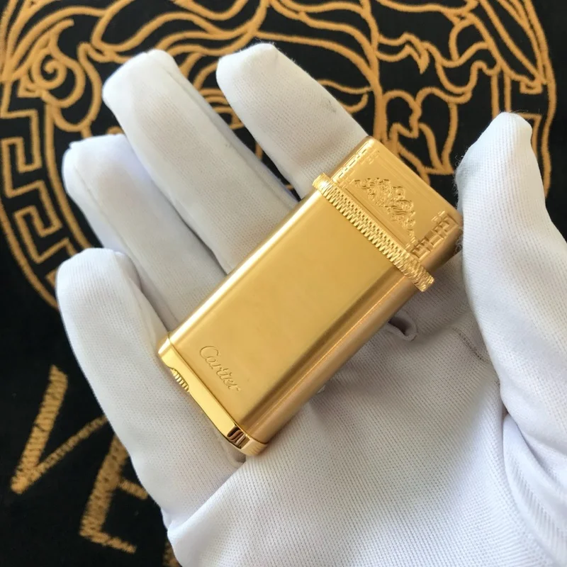 Classic Retro Metal Grinding Wheel Ignition Gas Lighter Butane Inflatable Lighter Men’s Gift Outdoor Smoking Accessories Classic Retro Metal Grinding Wheel Ignition Gas Lighter Butane Inflatable Lighter Men's Gift Outdoor Smoking Accessories