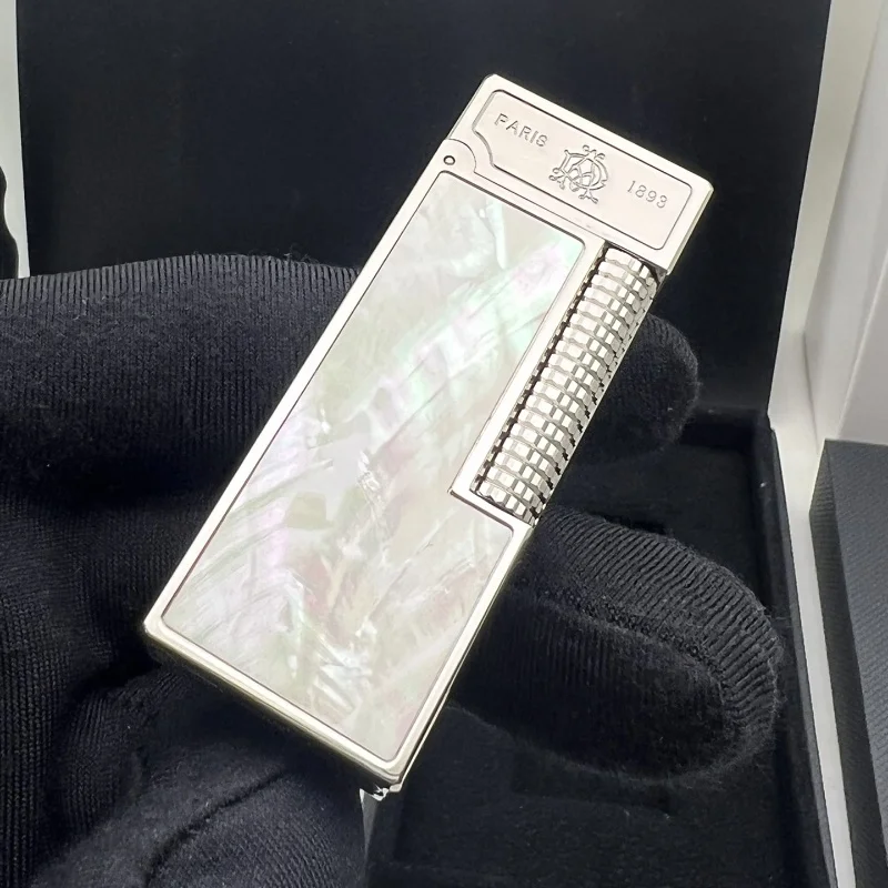 Stylish Gas Lighter All Copper Grinding Wheel Ignition Soft Flame Butane Refillable Cigarette Accessories For Smoker’s Stylish Gas Lighter All Copper Grinding Wheel Ignition Soft Flame Butane Refillable Cigarette Accessories For Smoker's