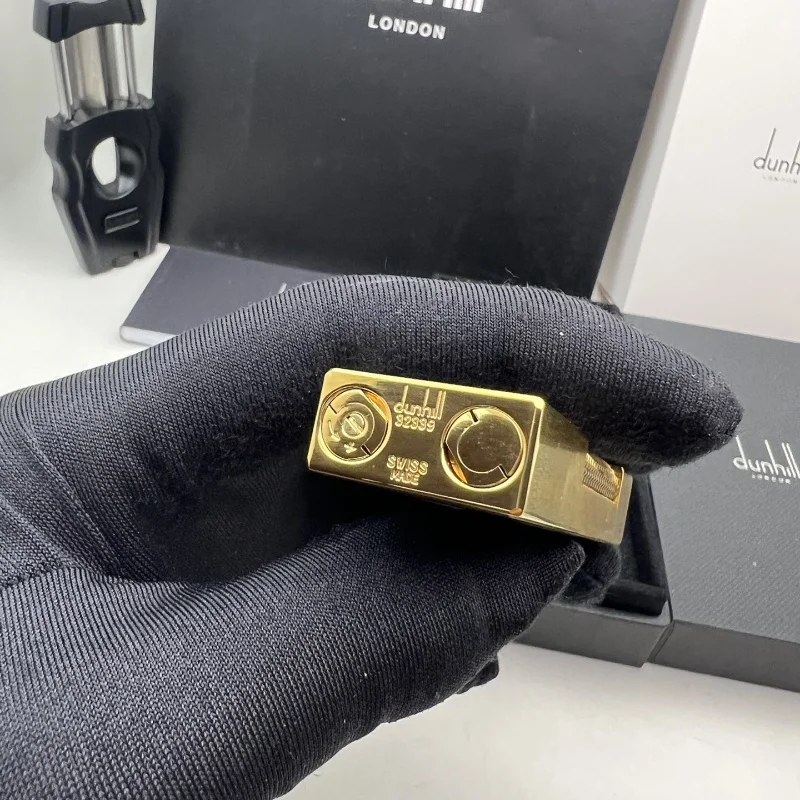 Classic Lattice Gas Lighter Grinding Wheel Ignition Portable Outdoor Reflatable Lighter Smoking Accessories Men’s Memorial Gift Classic Lattice Gas Lighter Grinding Wheel Ignition Portable Outdoor Reflatable Lighter Smoking Accessories Men's Memorial Gift