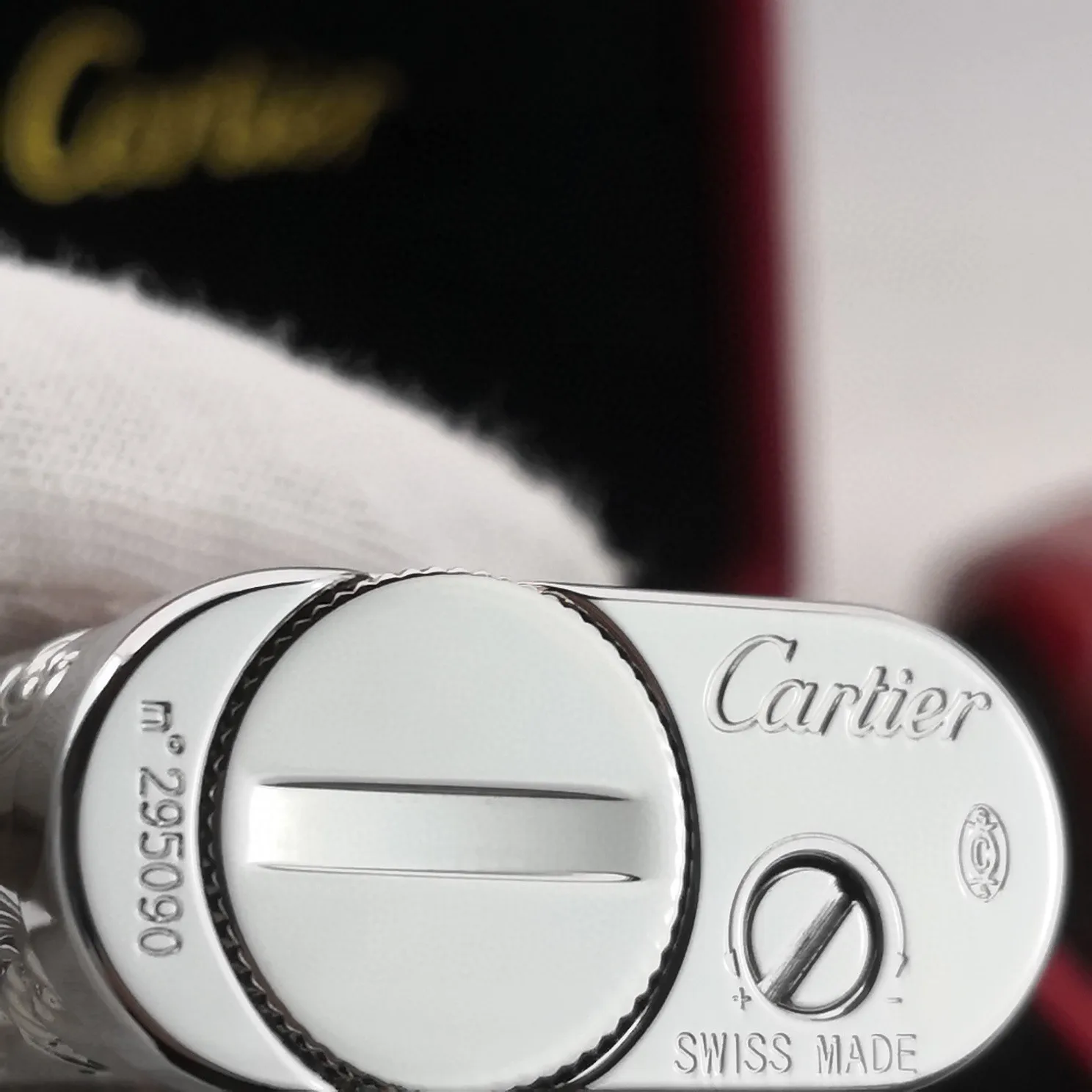 Gift Box Personalized Metal Butane Gas Lighter Grinding Wheel Ignition Outdoor Inflatable Lighter Men’s Gift Smoking Gadgets Gift Box Personalized Metal Butane Gas Lighter Grinding Wheel Ignition Outdoor Inflatable Lighter Men's Gift Smoking Gadgets