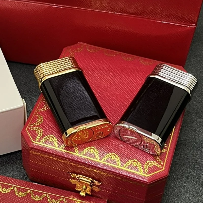 Classic Metal Butane Gas Lighter Grinding Wheel Ignition Portable Outdoor Inflatable Multifunction Lighter for Men’s Gift Classic Metal Butane Gas Lighter Grinding Wheel Ignition Portable Outdoor Inflatable Multifunction Lighter for Men's Gift