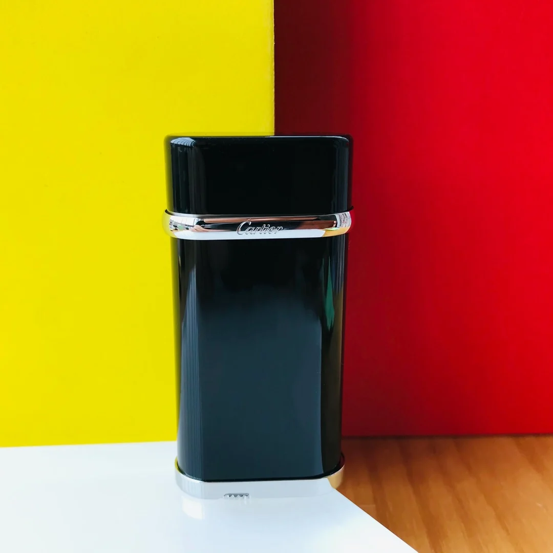 Classic Metal Butane Gas Lighter Grinding Wheel Ignition Outdoor Inflatable Cigarette Lighter Men’s Gift Smoking Accessories Classic Metal Butane Gas Lighter Grinding Wheel Ignition Outdoor Inflatable Cigarette Lighter Men's Gift Smoking Accessories