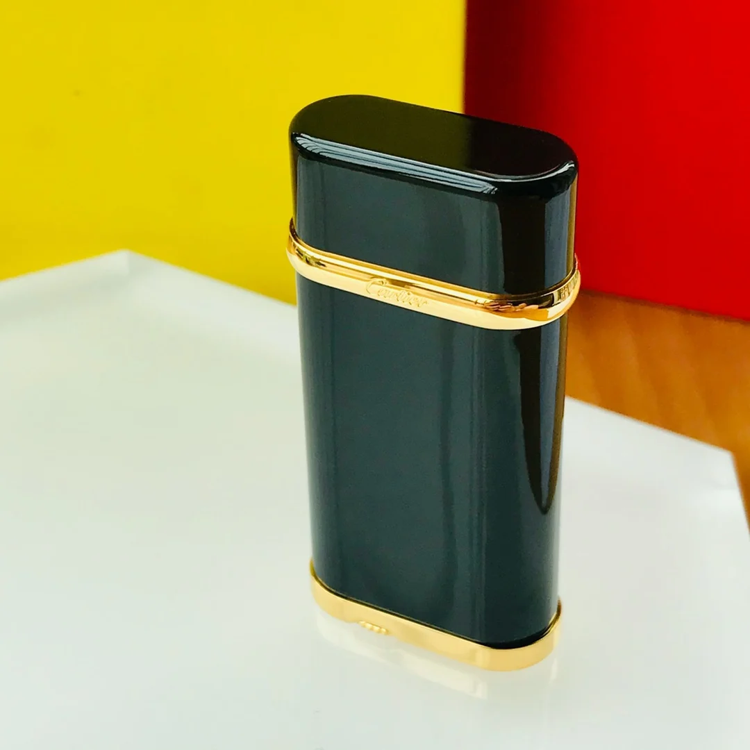 Classic Metal Butane Gas Lighter Grinding Wheel Ignition Outdoor Inflatable Cigarette Lighter Men’s Gift Smoking Accessories Classic Metal Butane Gas Lighter Grinding Wheel Ignition Outdoor Inflatable Cigarette Lighter Men's Gift Smoking Accessories