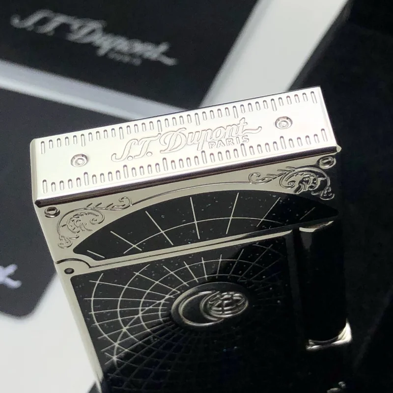 New Retro Butane Gas Lighters Bright Sound Soft Flame Luxury Smoking Gadget for Men Portable Outdoor Reflatable Lighter New Retro Butane Gas Lighters Bright Sound Soft Flame Luxury Smoking Gadget for Men Portable Outdoor Reflatable Lighter