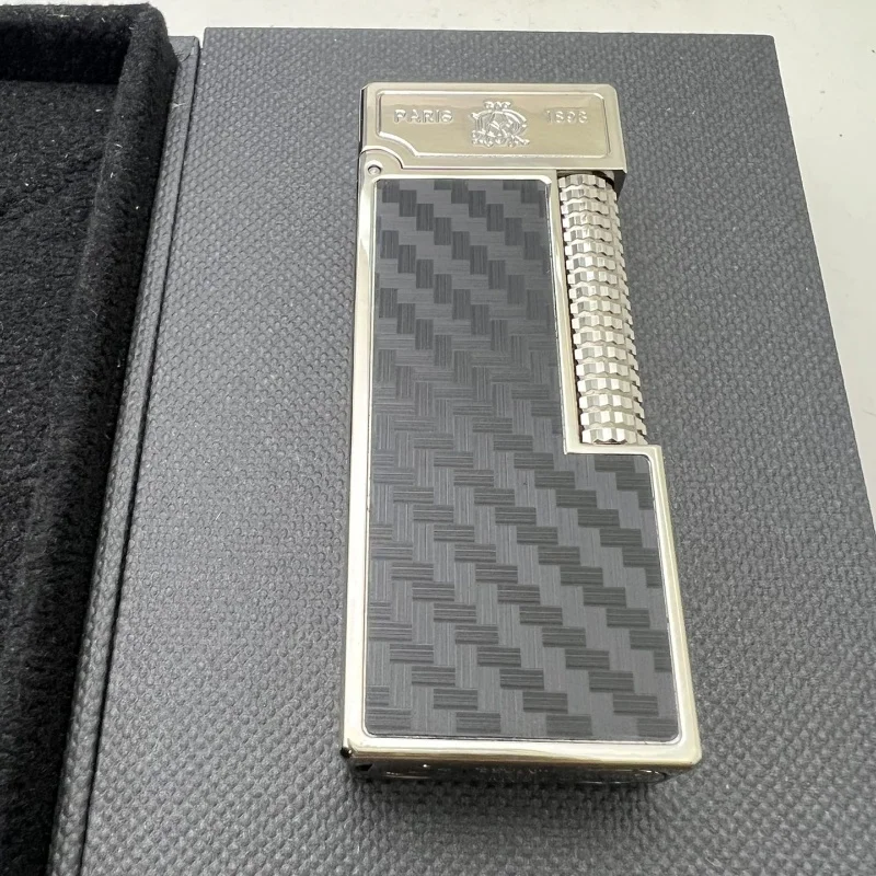 Classic Lattice Portable Gas Lighter Soft Flame Grinding Wheel Ignition Butane Refillable Cigarette Accessories For Smoker’s Classic Lattice Portable Gas Lighter Soft Flame Grinding Wheel Ignition Butane Refillable Cigarette Accessories For Smoker's