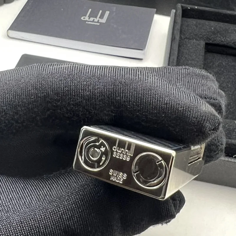 Classic Lattice Portable Gas Lighter Soft Flame Grinding Wheel Ignition Butane Refillable Cigarette Accessories For Smoker’s Classic Lattice Portable Gas Lighter Soft Flame Grinding Wheel Ignition Butane Refillable Cigarette Accessories For Smoker's