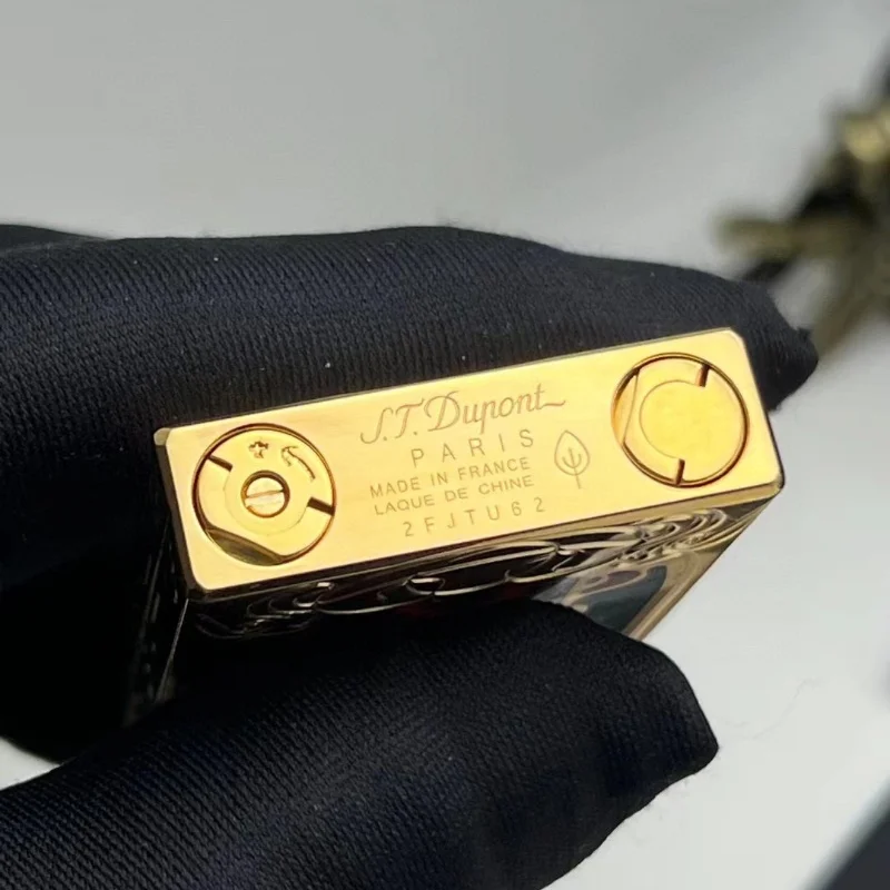 Brass Grinding Wheel Ignition Butane Gas Lighter Luxury Lacquer and Bright Sound Reflatable Lighter Men’s Gift Smoking Gadgets Brass Grinding Wheel Ignition Butane Gas Lighter Luxury Lacquer and Bright Sound Reflatable Lighter Men's Gift Smoking Gadgets