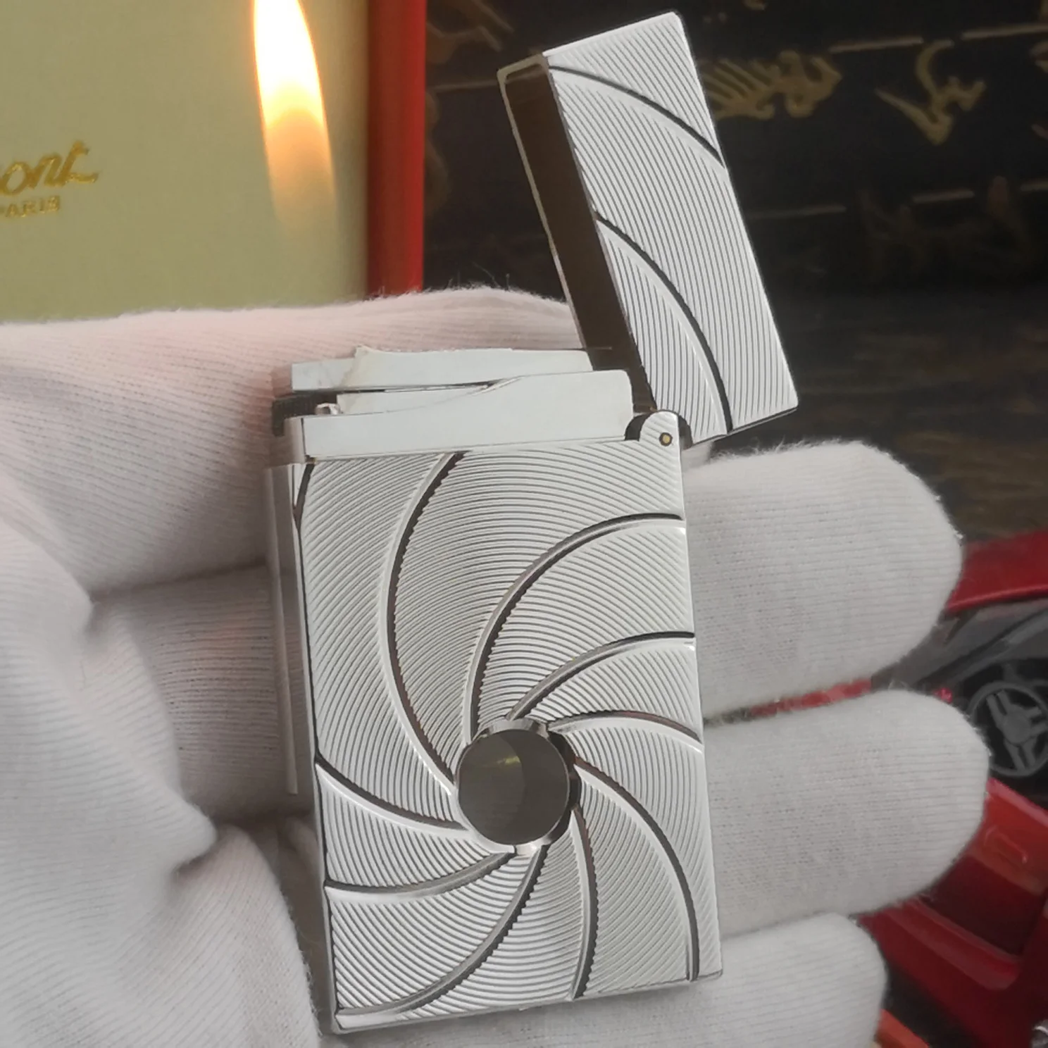 Brass Butane Gas Creative Lighter Portable Outdoor Cigar Lighter Natural Lacquer Cigarette Accessories Men ‘s Collections Gift Brass Butane Gas Creative Lighter Portable Outdoor Cigar Lighter Natural Lacquer Cigarette Accessories Men 's Collections Gift