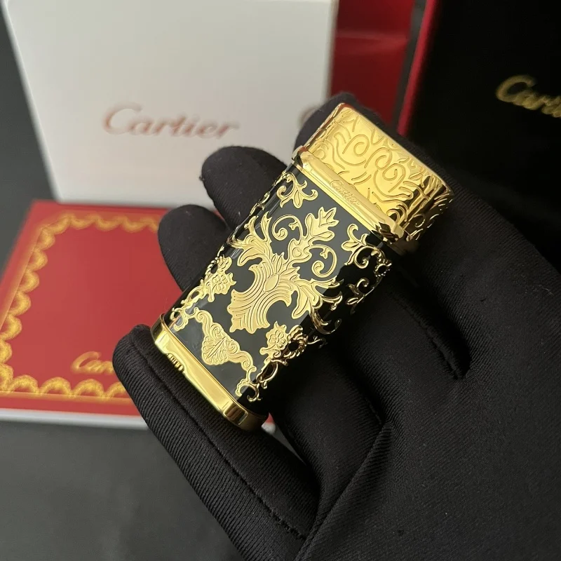 Metal Luxury Lacquer Gas Lighter Portable Outdoor Grinding Wheel Ignition Inflatable Lighter for Men’s High End Gifts Metal Luxury Lacquer Gas Lighter Portable Outdoor Grinding Wheel Ignition Inflatable Lighter for Men's High End Gifts