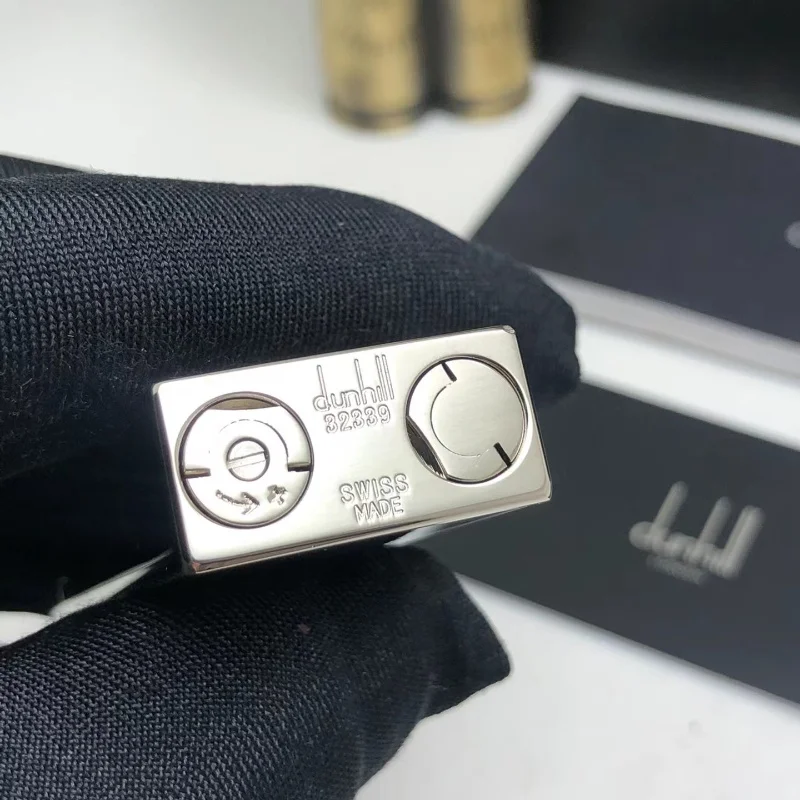 Metal Classic Gas Lighter Grinding Wheel Ignition Portable Reflatable Lighter Smoking Accessories for Smoker’s Memorial Gift Metal Classic Gas Lighter Grinding Wheel Ignition Portable Reflatable Lighter Smoking Accessories for Smoker's Memorial Gift