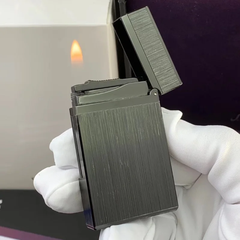 Classic Grinding Wheel Ignition Gas Lighter Bright Sound Butane Inflatable Lighter Men’s Gift Outdoor Cigarette Accessories Classic Grinding Wheel Ignition Gas Lighter Bright Sound Butane Inflatable Lighter Men's Gift Outdoor Cigarette Accessories