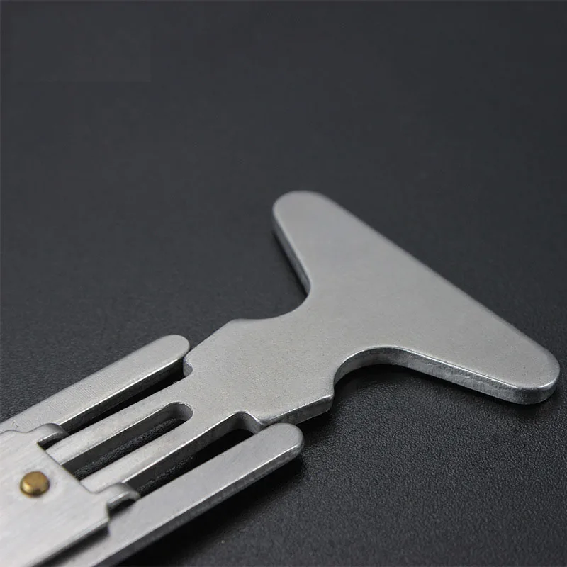 Stainless Steel Zigarre Cutter – Pocket Gadget for Cuban Cigars Stainless Steel Zigarre Cutter - Pocket Gadget for Cuban Cigars